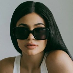 QUAY X KYLIE 20's black sunglasses